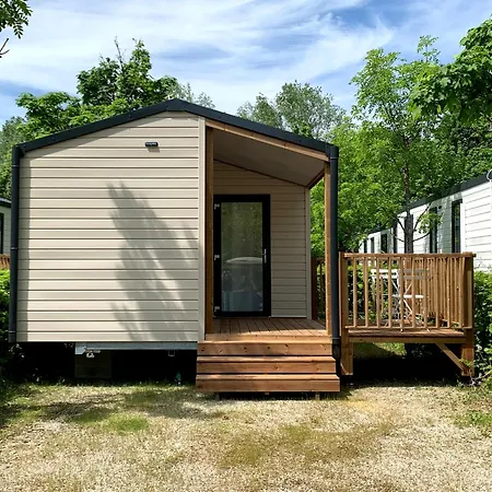 Family's Le Savoy Campsite Challes-les-Eaux